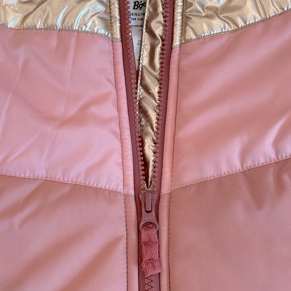 OshKosh b’gosh toddler girls puffer coat size 3T - Picture 10 of 15